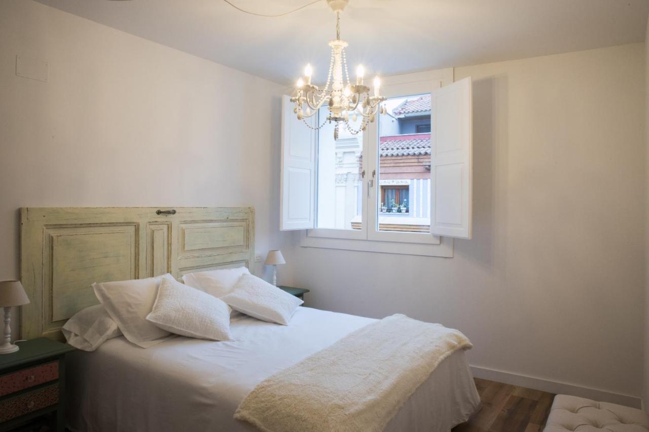Apartamentos Almada Zaragoza Ngoại thất bức ảnh