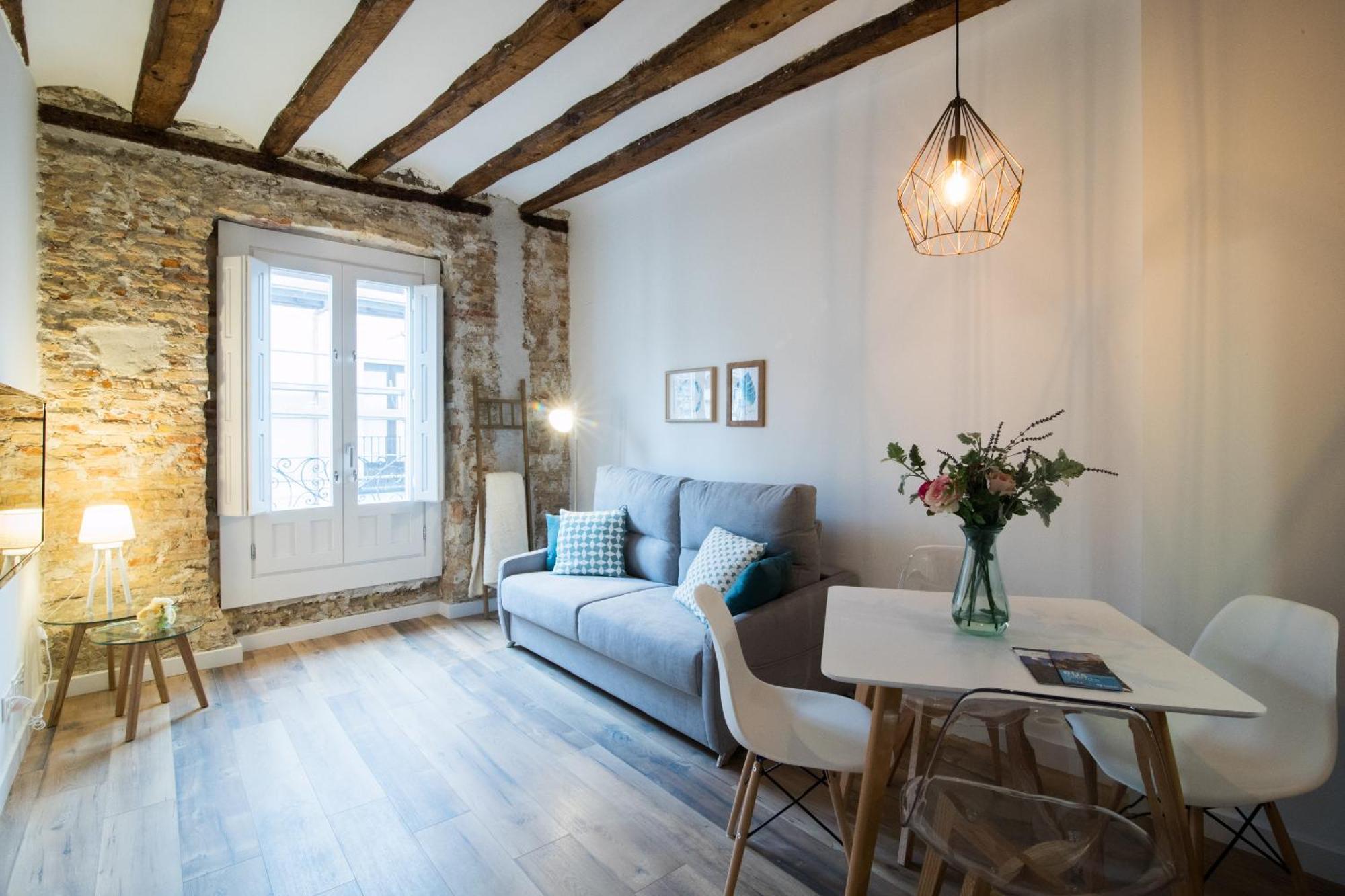 Apartamentos Almada Zaragoza Ngoại thất bức ảnh