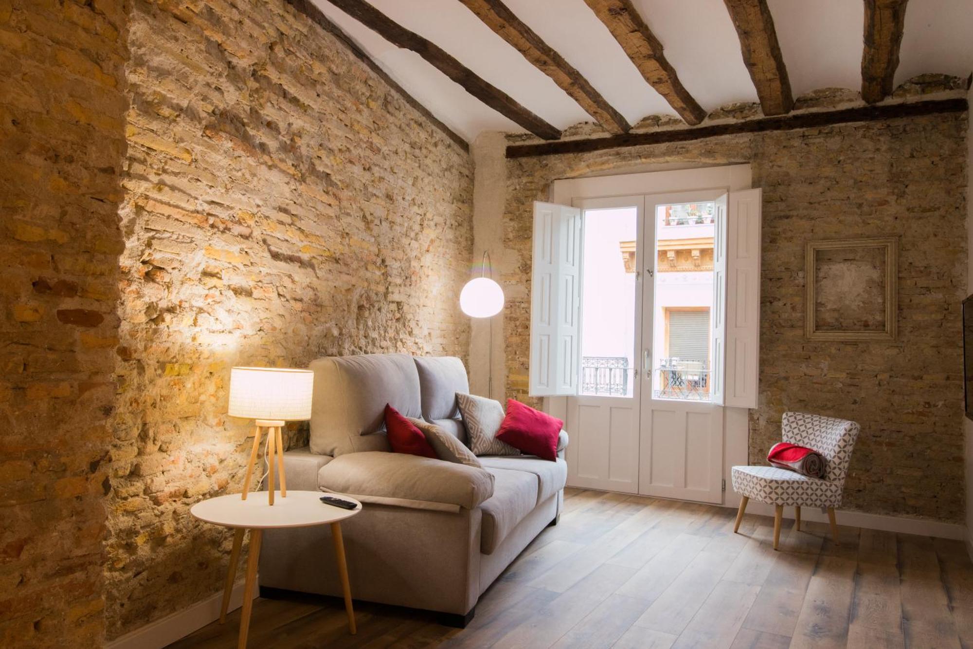 Apartamentos Almada Zaragoza Ngoại thất bức ảnh