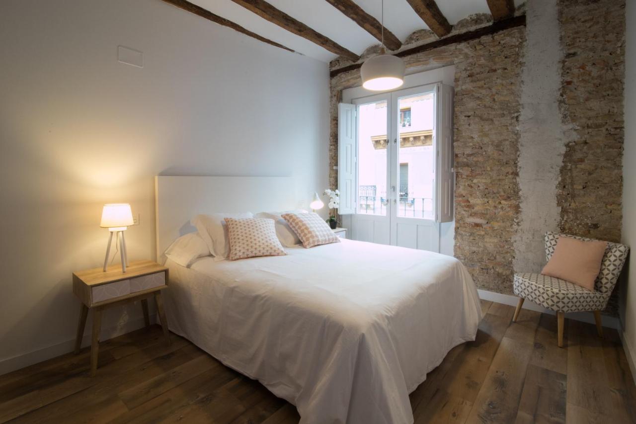 Apartamentos Almada Zaragoza Ngoại thất bức ảnh
